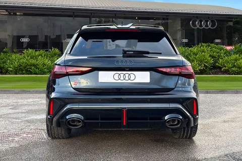 Audi RS 3 2.5 TFSI Carbon Vorsprung Sportback S Tronic quattro Euro 6 (s/s) 5dr Thumbnail #5
