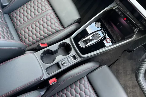  Audi RS 3 2.5 TFSI Carbon Vorsprung Sportback S Tronic quattro Euro 6 (s/s) 5dr Thumbnail #23