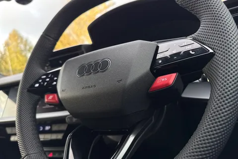  Audi RS 3 2.5 TFSI Carbon Vorsprung Sportback S Tronic quattro Euro 6 (s/s) 5dr Thumbnail #48