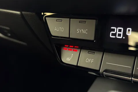  Audi RS 3 2.5 TFSI Carbon Vorsprung Sportback S Tronic quattro Euro 6 (s/s) 5dr Thumbnail #49