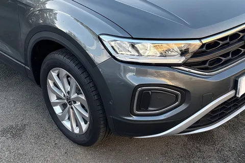 DA25LLJ Volkswagen T-Roc 1.5 TSI Match 5dr DSG | Rear Camera | App Connect Thumbnail #10