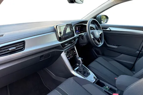 DA25LLJ Volkswagen T-Roc 1.5 TSI Match 5dr DSG | Rear Camera | App Connect Thumbnail #16