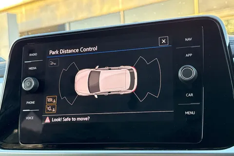 DA25LLJ Volkswagen T-Roc 1.5 TSI Match 5dr DSG | Rear Camera | App Connect Thumbnail #31