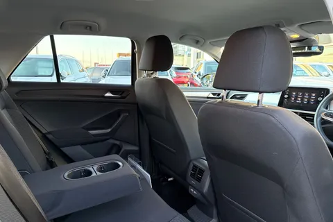 DA25LLJ Volkswagen T-Roc 1.5 TSI Match 5dr DSG | Rear Camera | App Connect Thumbnail #35