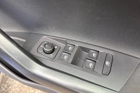 Volkswagen Taigo 1.0 TSI Match Euro 6 (s/s) 5dr Thumbnail #21