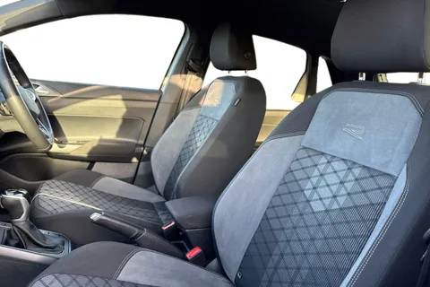 FG22HKP Volkswagen Polo 1.0 TSI 110 R-Line 5dr DSG **17' BERGAMO ALLOYS** Thumbnail #17