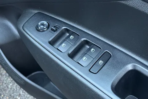 DL23VPU Hyundai I10 1.0 T-GDi N Line 5dr Thumbnail #24