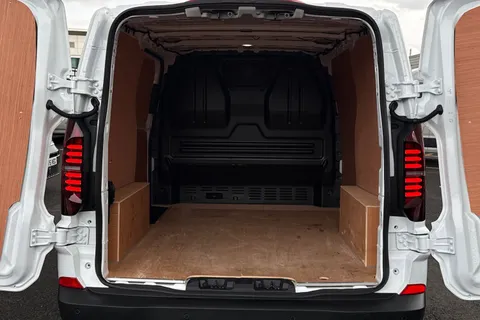 BV25RZO Volkswagen Transporter Commerce Plus 2.0 TDI 110 PS 6sp Manual Thumbnail #7