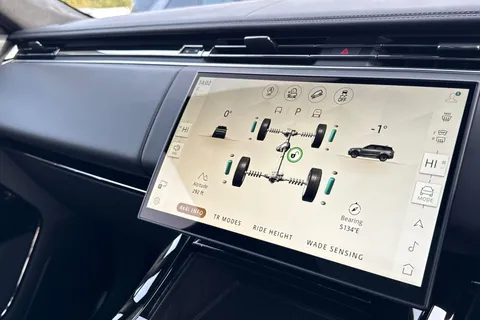 Land Rover Range Rover Sport 3.0 D300 MHEV Autobiography Auto 4WD Euro 6 (s/s) 5dr Thumbnail #40