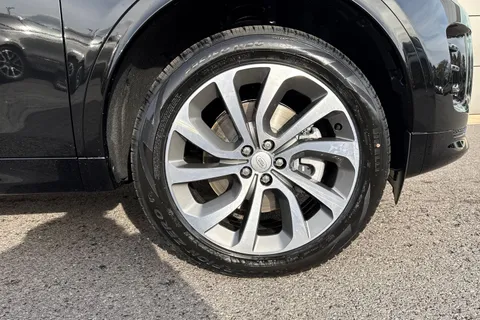 Land Rover Discovery Sport 2.0 D165 MHEV Dynamic SE Auto 4WD Euro 6 (s/s) 5dr Thumbnail #9