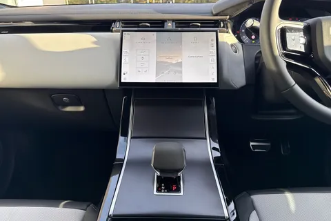 Land Rover Range Rover Velar 2.0 D200 MHEV Dynamic SE Auto 4WD Euro 6 (s/s) 5dr Thumbnail #21