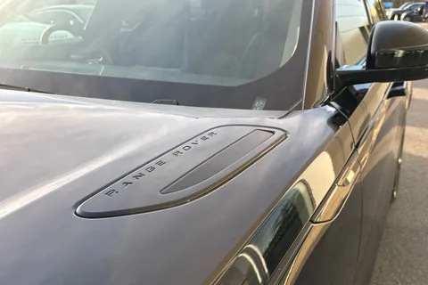 Land Rover Range Rover Velar 2.0 D200 MHEV Dynamic SE Auto 4WD Euro 6 (s/s) 5dr Thumbnail #26