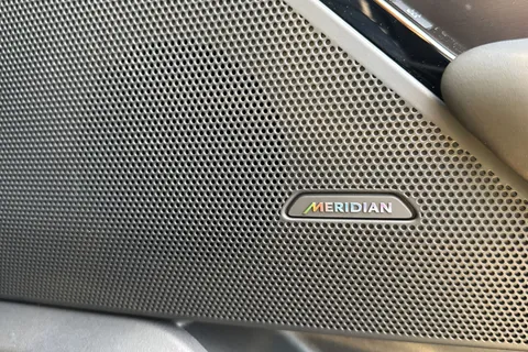 Land Rover Range Rover Velar 2.0 D200 MHEV Dynamic SE Auto 4WD Euro 6 (s/s) 5dr Thumbnail #44