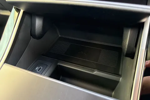 Land Rover Range Rover Velar 2.0 D200 MHEV Dynamic SE Auto 4WD Euro 6 (s/s) 5dr Thumbnail #53