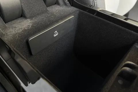 Land Rover Range Rover Velar 2.0 D200 MHEV Dynamic SE Auto 4WD Euro 6 (s/s) 5dr Thumbnail #57