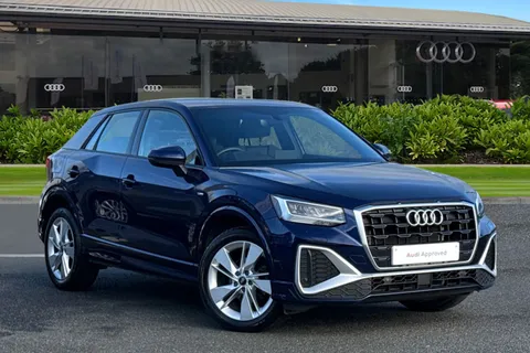 PY22AOP Audi Q2 S line 35 TFSI 150 PS 6-speed Thumbnail #2