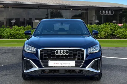 PY22AOP Audi Q2 S line 35 TFSI 150 PS 6-speed Thumbnail #6