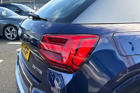 PY22AOP Audi Q2 S line 35 TFSI 150 PS 6-speed Thumbnail #8