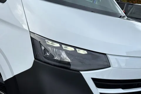 BV25SDX Volkswagen Transporter Commerce Plus 2.0 TDI 110 PS 6sp Manual Thumbnail #29