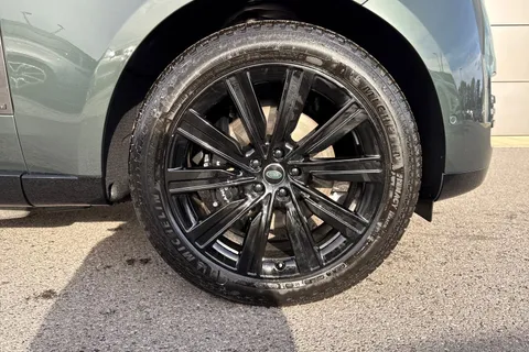 Land Rover Range Rover 3.0 P460e 38.2kWh Autobiography Auto 4WD Euro 6 (s/s) 5dr Thumbnail #9