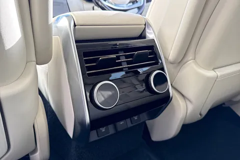 Land Rover Range Rover 3.0 P460e 38.2kWh Autobiography Auto 4WD Euro 6 (s/s) 5dr Thumbnail #39