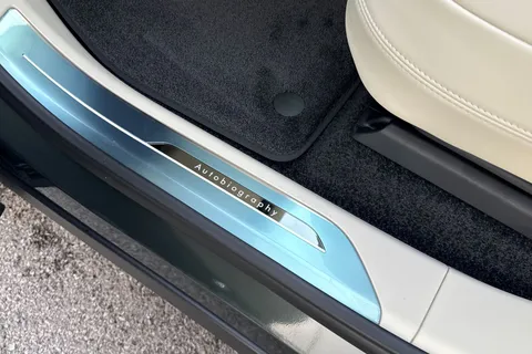 Land Rover Range Rover 3.0 P460e 38.2kWh Autobiography Auto 4WD Euro 6 (s/s) 5dr Thumbnail #44