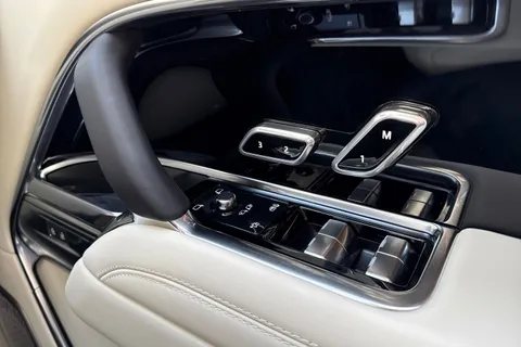 Land Rover Range Rover 3.0 P460e 38.2kWh Autobiography Auto 4WD Euro 6 (s/s) 5dr Thumbnail #45