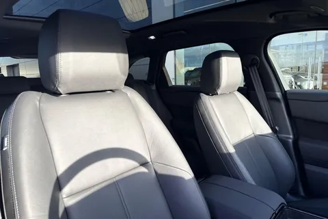  Land Rover Range Rover Velar 2.0 D200 MHEV Dynamic SE Auto 4WD Euro 6 (s/s) 5dr Thumbnail #11