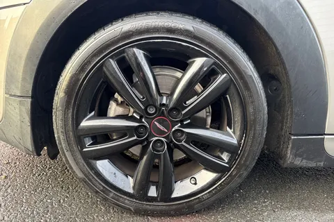 LG20ZHH Mini Hatch 1.5 Cooper Sport Euro 6 (s/s) 3dr Thumbnail #11