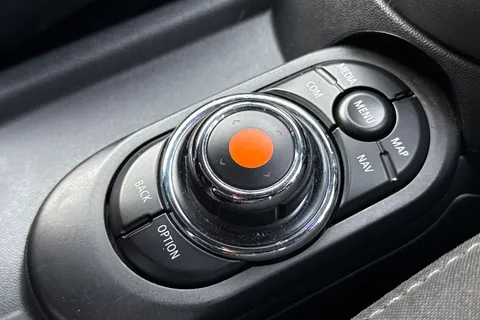 LG20ZHH Mini Hatch 1.5 Cooper Sport Euro 6 (s/s) 3dr Thumbnail #43