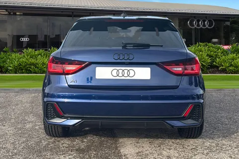  Audi A1 1.0 TFSI 30 Black Edition Sportback Euro 6 (s/s) 5dr Thumbnail #5