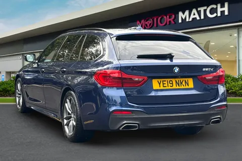 YE19NKN BMW 5 Series 2.0 520d M Sport Touring Auto Euro 6 (s/s) 5dr Thumbnail #3