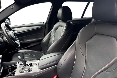 YE19NKN BMW 5 Series 2.0 520d M Sport Touring Auto Euro 6 (s/s) 5dr Thumbnail #11