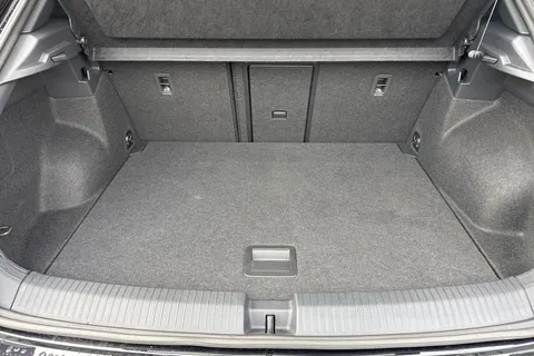 KT74ZGC Volkswagen T-Roc 1.5 TSI R-Line 5dr DSG | Heated Seats |  Rear Camera Thumbnail #8