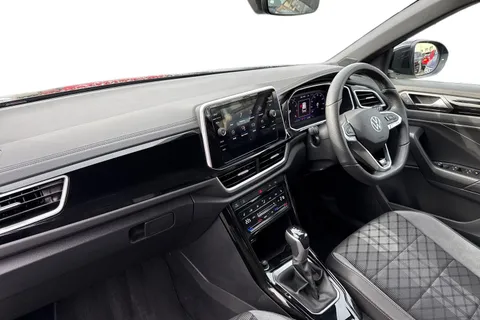 KT74ZGC Volkswagen T-Roc 1.5 TSI R-Line 5dr DSG | Heated Seats |  Rear Camera Thumbnail #16