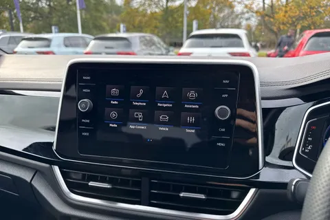 KT74ZGC Volkswagen T-Roc 1.5 TSI R-Line 5dr DSG | Heated Seats |  Rear Camera Thumbnail #41