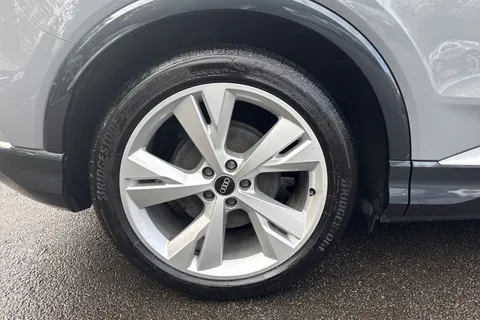 7 of 55 for Audi Q4 e-tron 35 S line Auto 5dr 55kWh