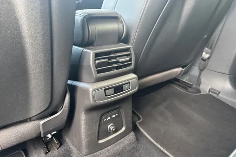 31 of 55 for Audi Q4 e-tron 35 S line Auto 5dr 55kWh