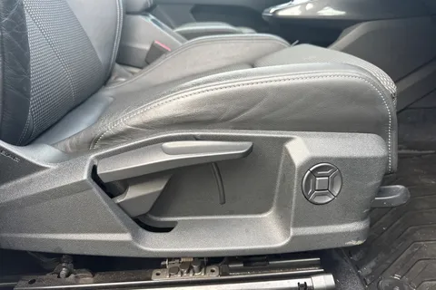 34 of 55 for Audi Q4 e-tron 35 S line Auto 5dr 55kWh