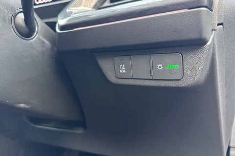 35 of 55 for Audi Q4 e-tron 35 S line Auto 5dr 55kWh