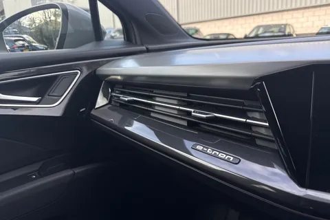 36 of 55 for Audi Q4 e-tron 35 S line Auto 5dr 55kWh