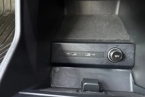 44 of 55 for Audi Q4 e-tron 35 S line Auto 5dr 55kWh