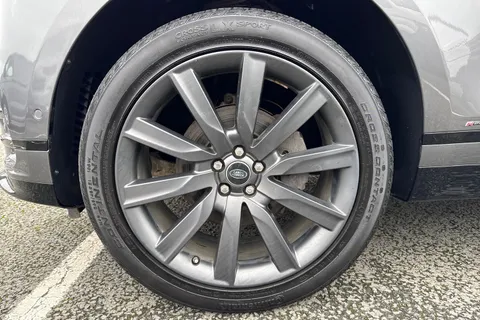 OV19XJY Land Rover Range Rover Velar 2.0 D240 R-Dynamic HSE Auto 4WD Euro 6 (s/s) 5dr Thumbnail #13