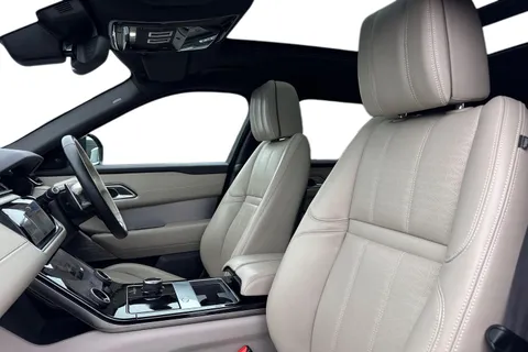 OV19XJY Land Rover Range Rover Velar 2.0 D240 R-Dynamic HSE Auto 4WD Euro 6 (s/s) 5dr Thumbnail #17