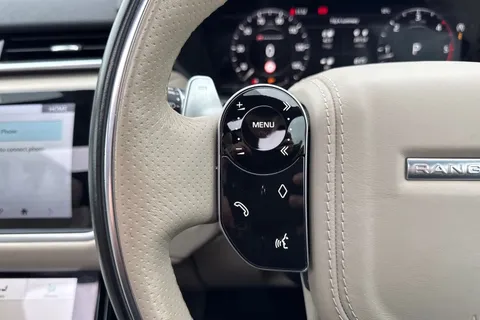 OV19XJY Land Rover Range Rover Velar 2.0 D240 R-Dynamic HSE Auto 4WD Euro 6 (s/s) 5dr Thumbnail #45