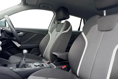 PK21BYB Audi Q2 Sport 35 TFSI 150 PS 6-speed Thumbnail #11