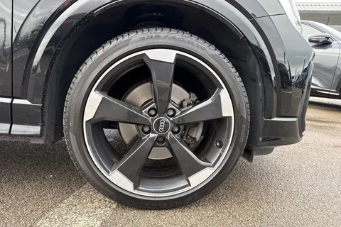PN71MYP Audi Q2 Black Edition 30 TFSI 110 PS 6-speed Thumbnail #10