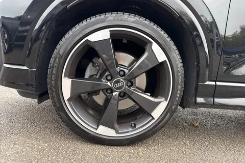 PN71MYP Audi Q2 Black Edition 30 TFSI 110 PS 6-speed Thumbnail #11