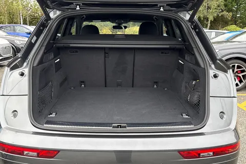 KS24WZT Audi Q5 Black Edition 50 TFSI e quattro 299 PS S tronic Thumbnail #7