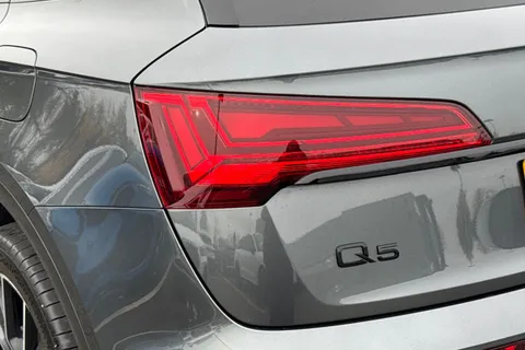 KS24WZT Audi Q5 Black Edition 50 TFSI e quattro 299 PS S tronic Thumbnail #8